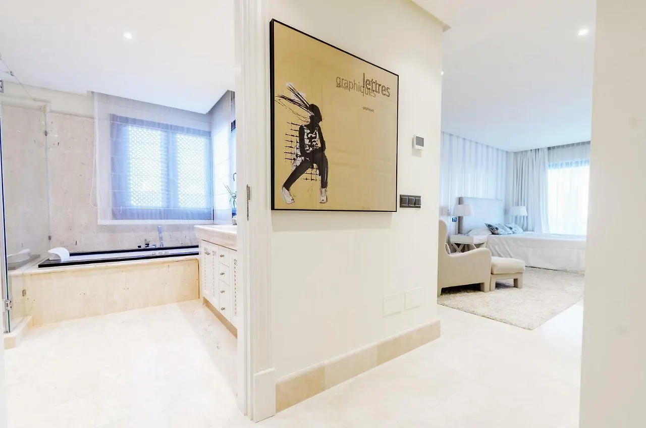 Luxury Apartment Frontal Beach In Doncella Beach Estepona 0*,