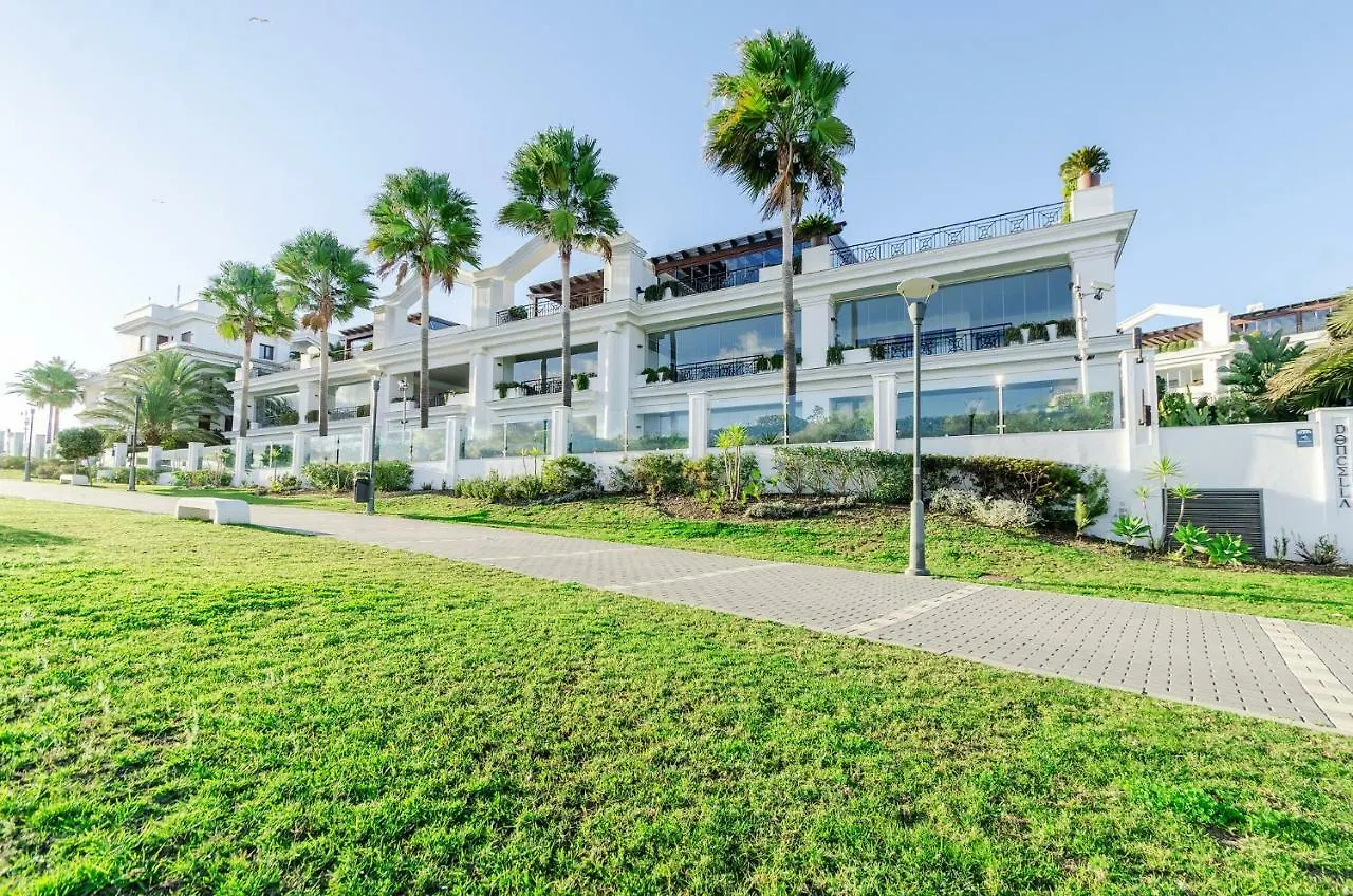 Luxury Apartment Frontal Beach In Doncella Beach Estepona Spain